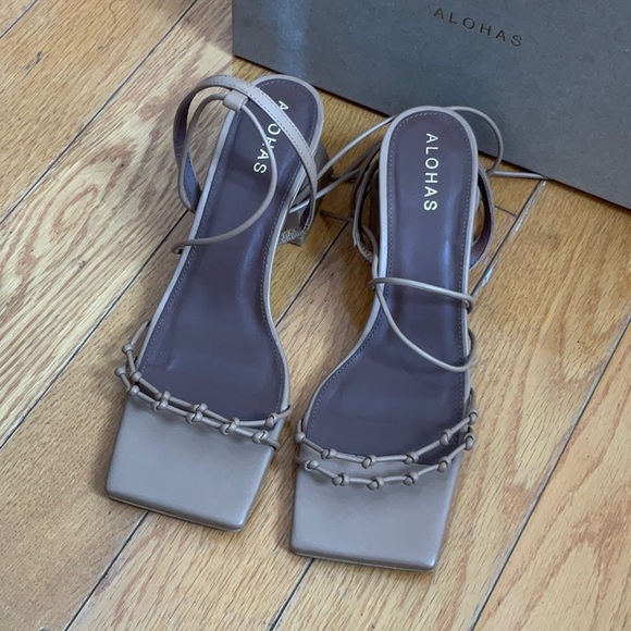 ALOHAS juniper Sandal in Camel, EU: Size 38 - Picture 9 of 14